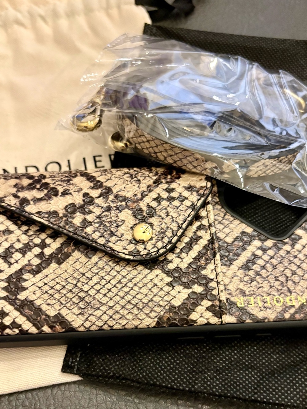 Bandolier Hailey Wallet Case for iPhone 16 NWT